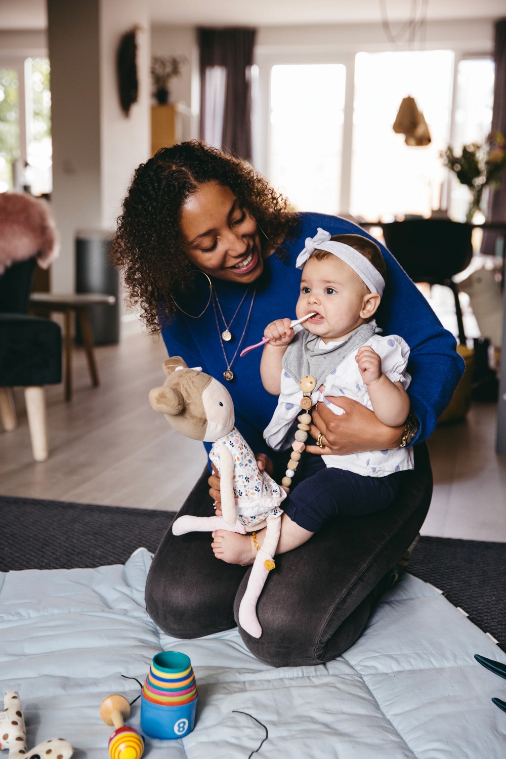 Nanny part-time job Charly Cares
