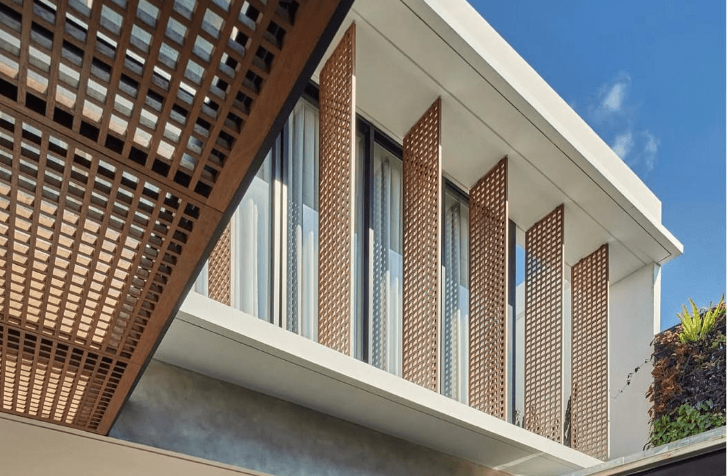Decorative laser-cut aluminium privacy screen