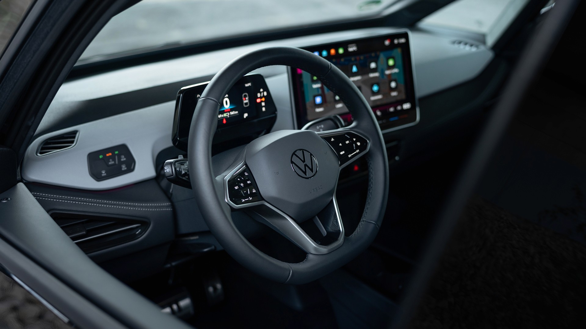 Innenraum des VW ID.3 Fahrschulautos – modernes Cockpit für die Ausbildung Klasse B/B197 in Neustadt bei Coburg & Rödental.