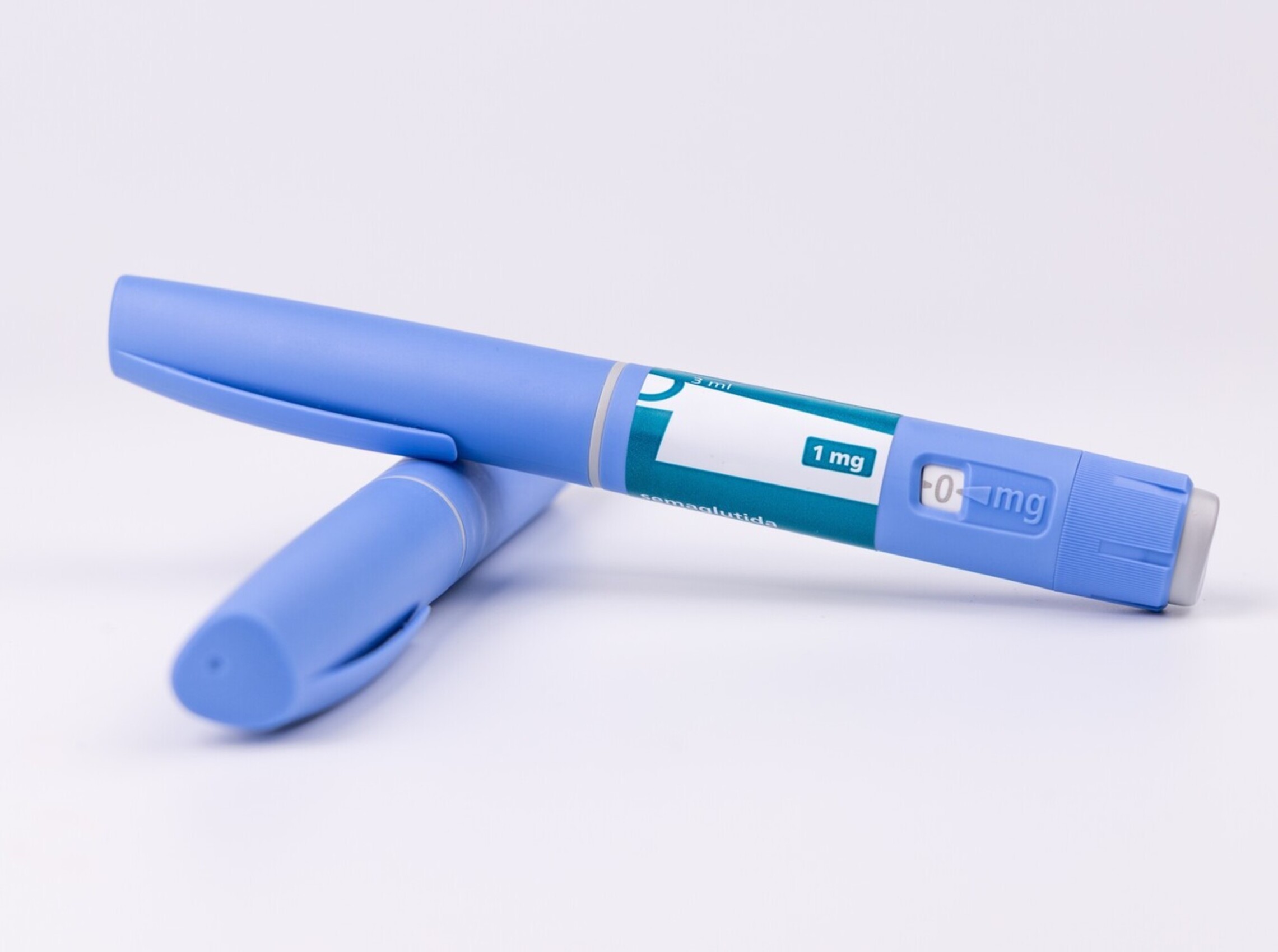 weight loss injection pen containing Saxenda, showing an option for the best prescription weight loss medication