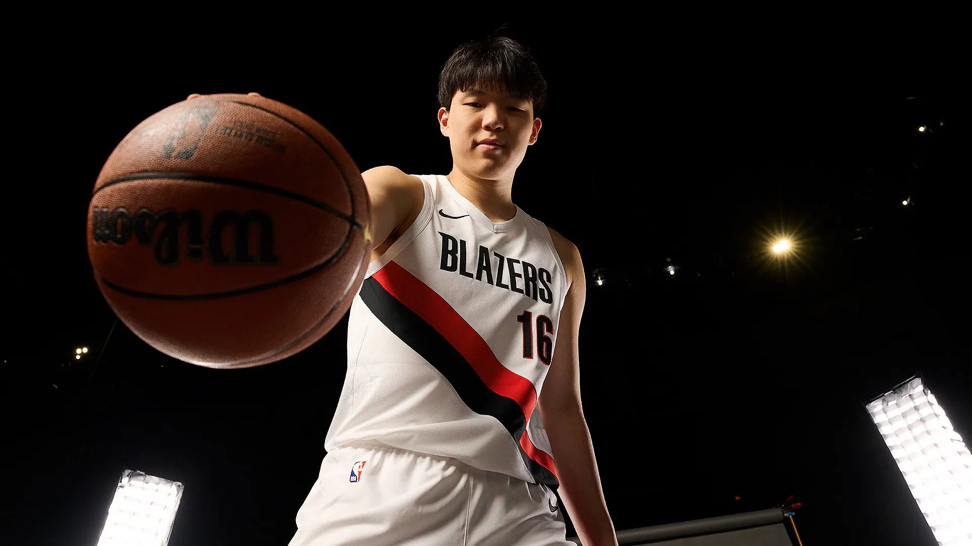 Yang Hansen injury, Yang Hansen head injury, Yang Hansen injury update, Portland Trail Blazers injury news, Blazers vs Warriors injury, Yang Hansen collision, NBA head injury scare, Yang Hansen knee to head, Portland Warriors game injury, NBA concussion protocol, Yang Hansen status update, Trail Blazers center injured, NBA player safety incident, Warriors Blazers game stoppage, Yang Hansen health update