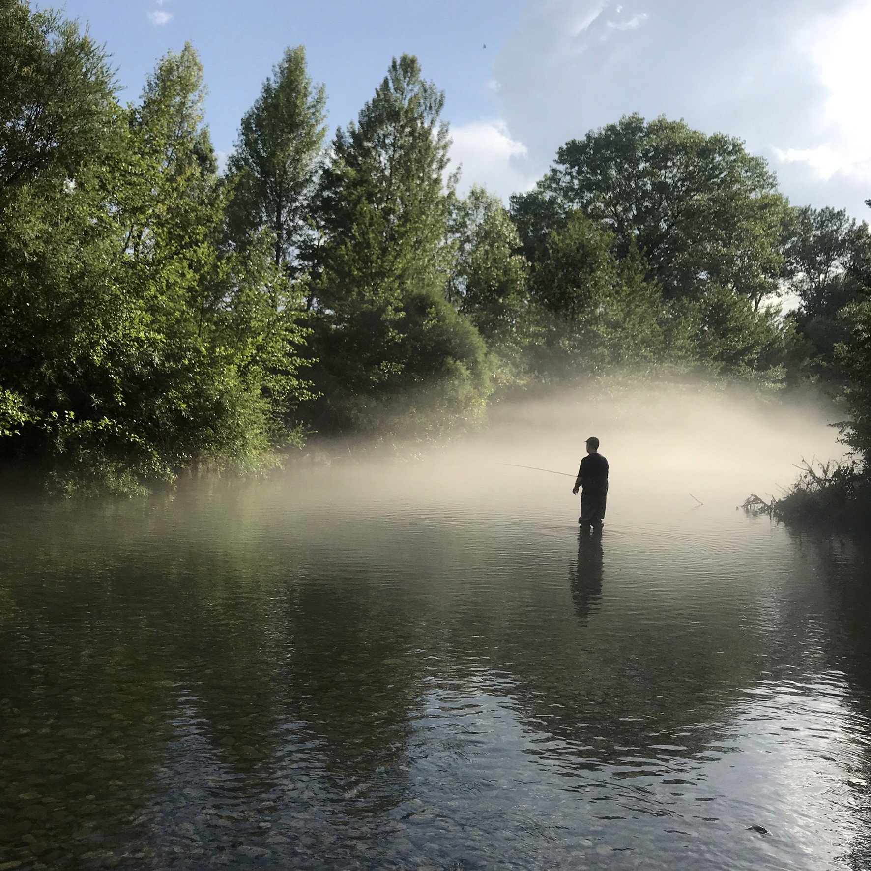 Plan a perfect Italian excursion with fly fishing on the Tiber River. Enjoy catching trout in beautiful Tuscan waters and delight in the region's exquisite food and wine. Learn from expert guides skilled in dry fly, streamer, and nymph fishing.