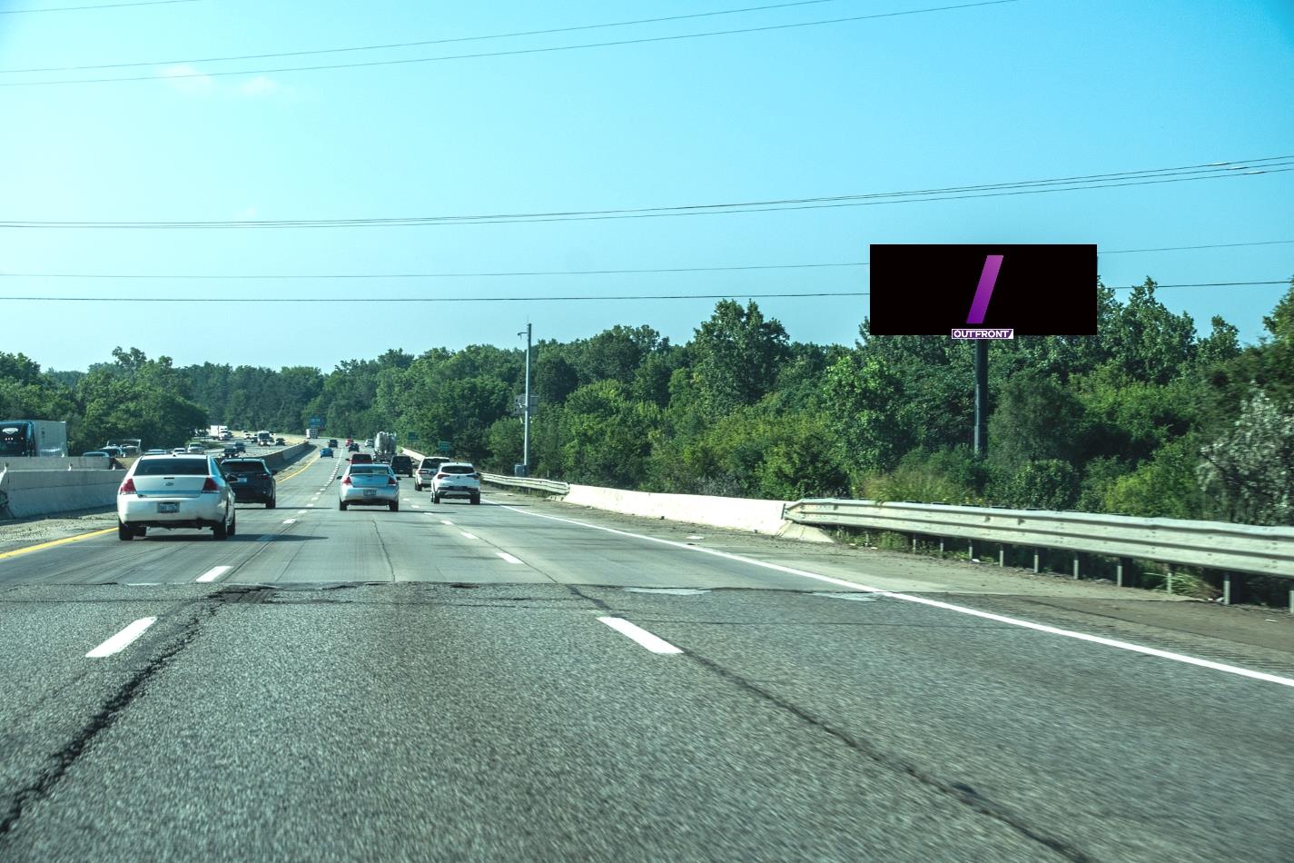 FT0007114 — digital billboard in Flint