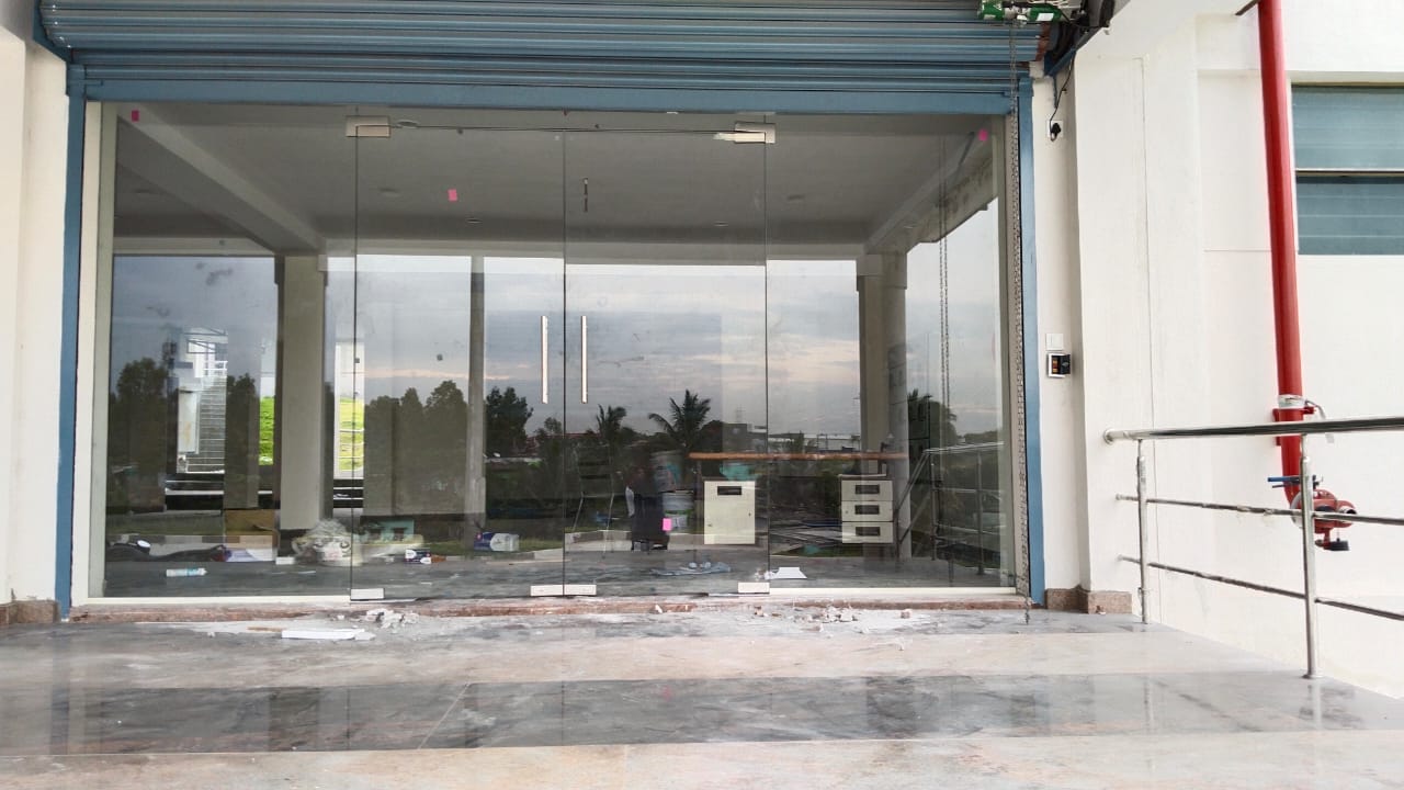 Toughed-Glassworks-NVR-InteriorsandExteriors (1)