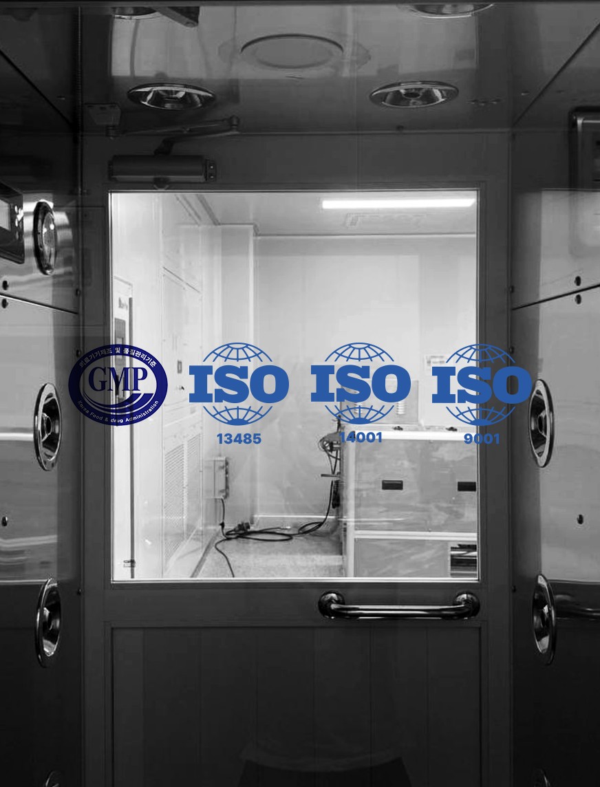 grayscale photo of concrete building