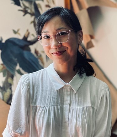 Lydia Kang author photo