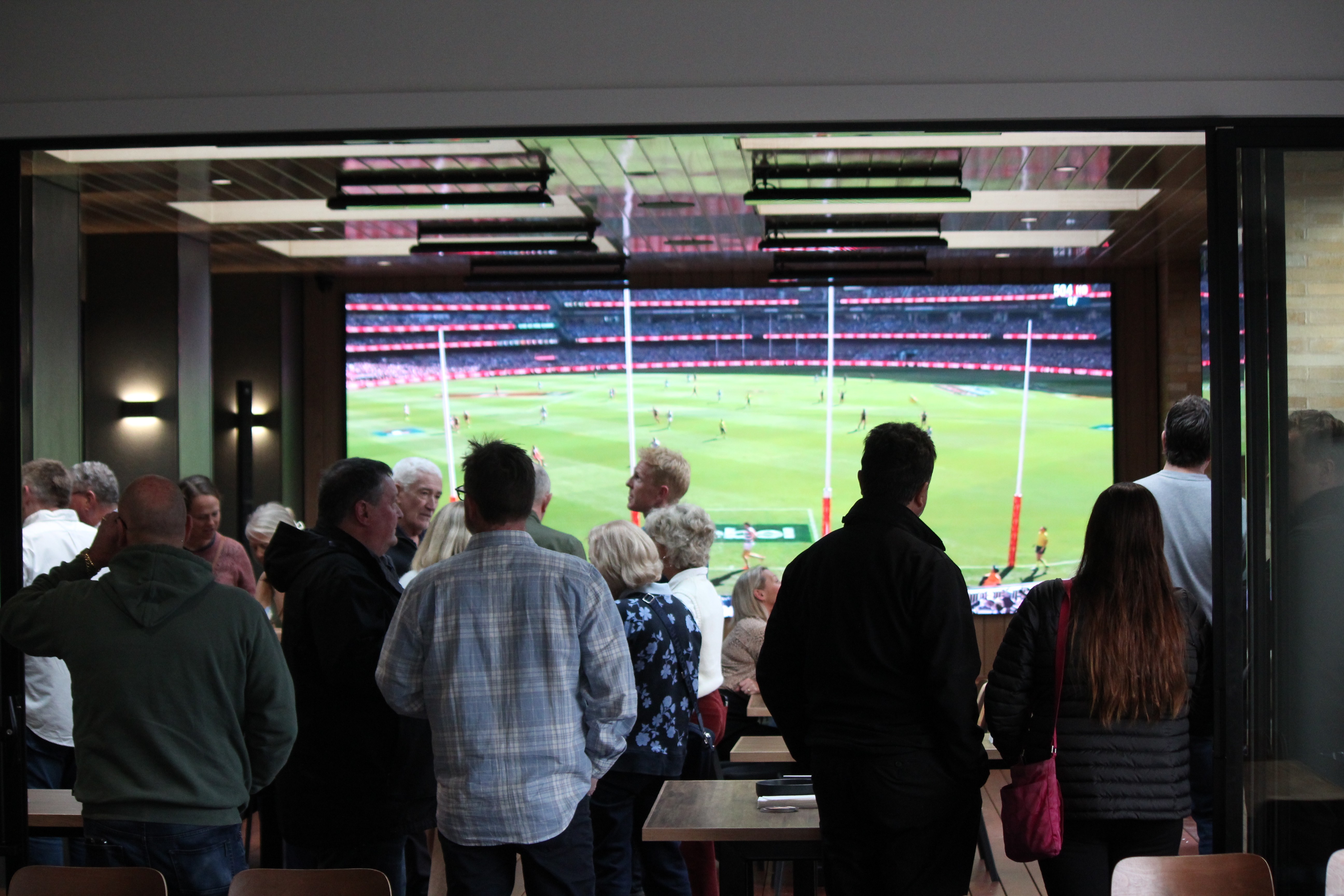 Photo of a large group from The Park Hotel Ballarat event night shot by RHMedia