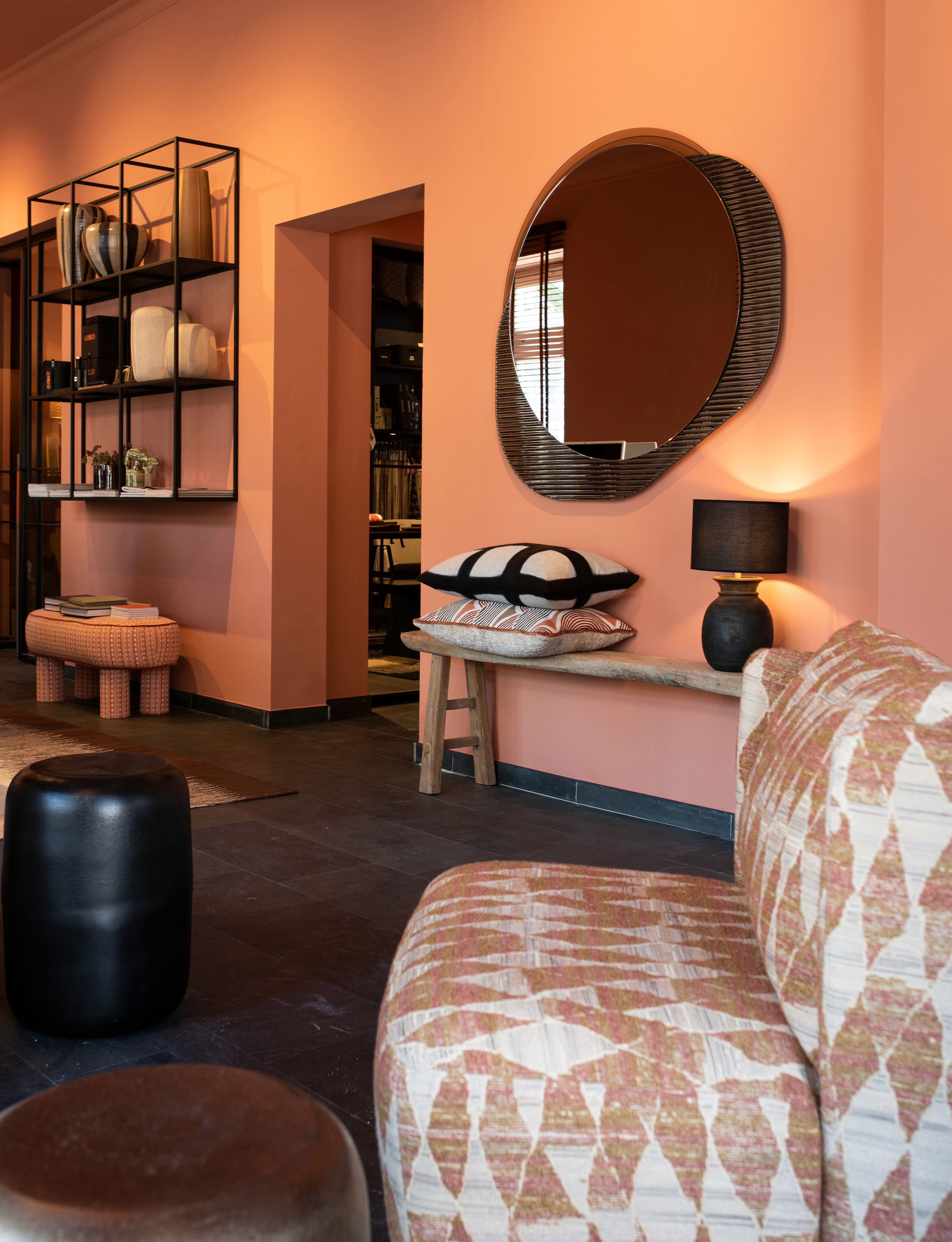 be. INTERIOR STUDIO | GALERIE | Sessel