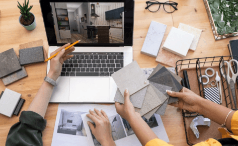 worker on laboratorium