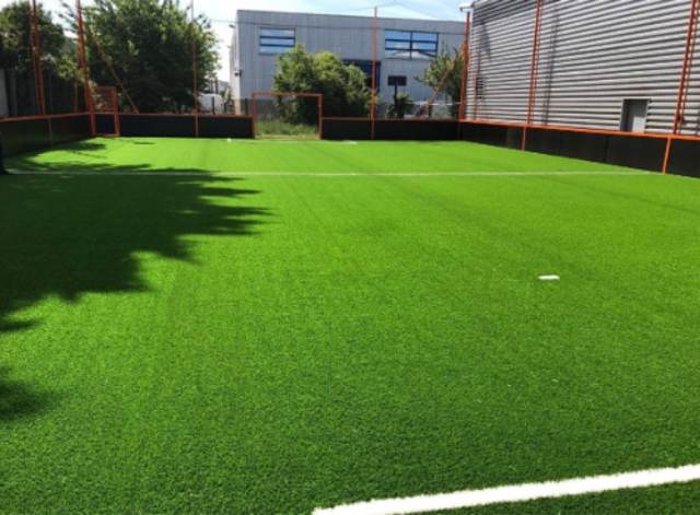 Foot-Max Argenteuil, empty pitch