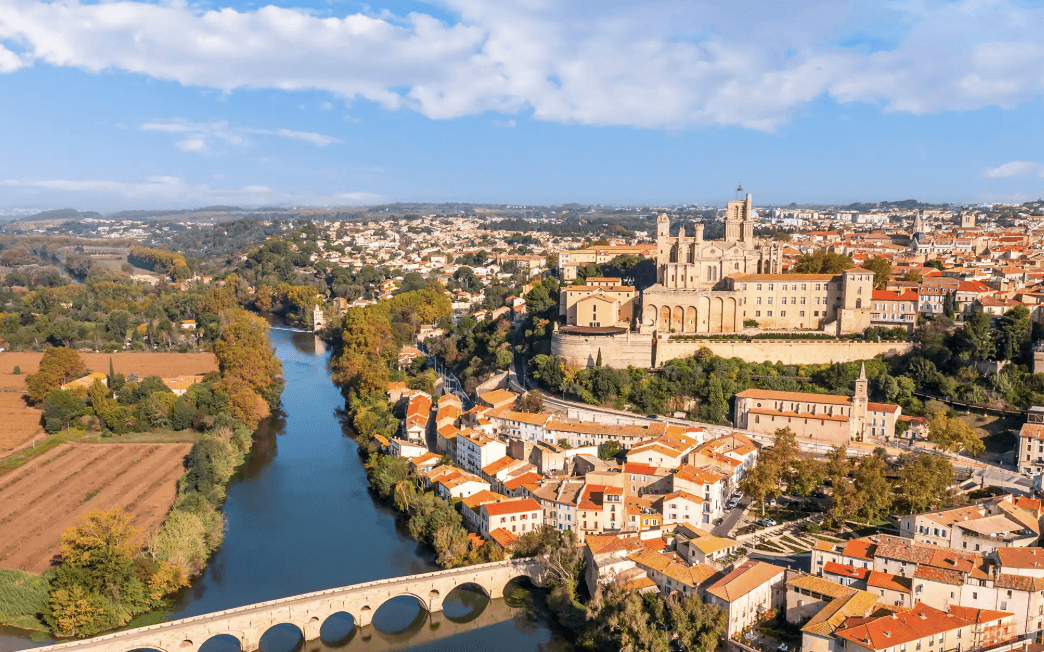 photo de haut de la ville de Béziers