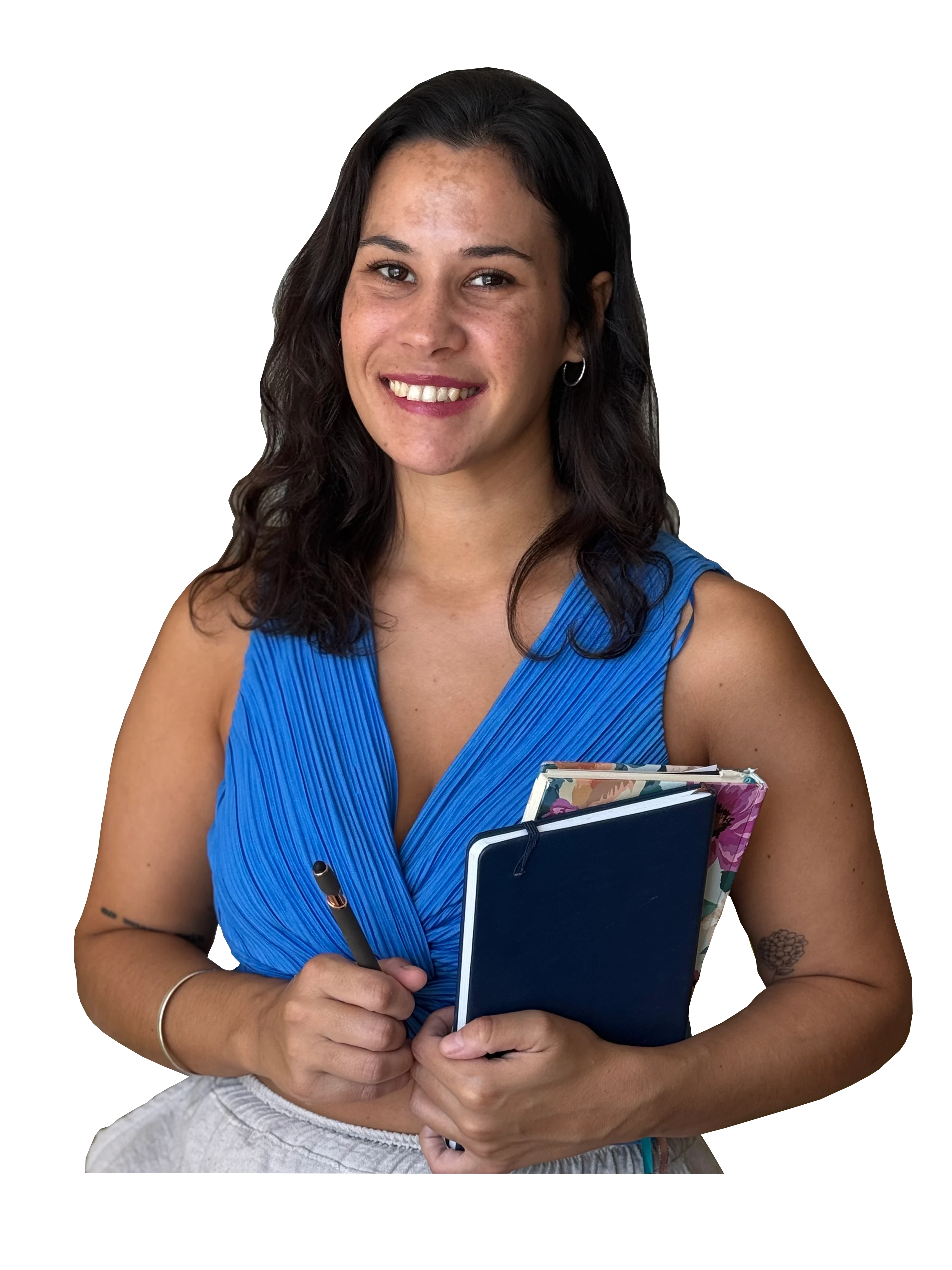A smilintg girl holding books