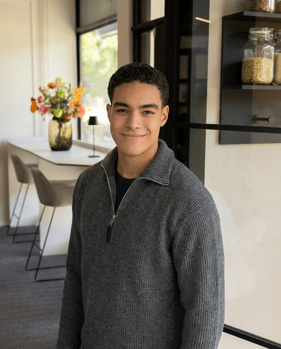 Woman team member photo