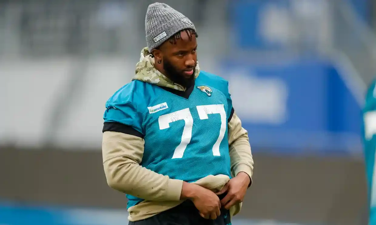 College athletes are unpaid. What if injury ruins their chance of turning pro?