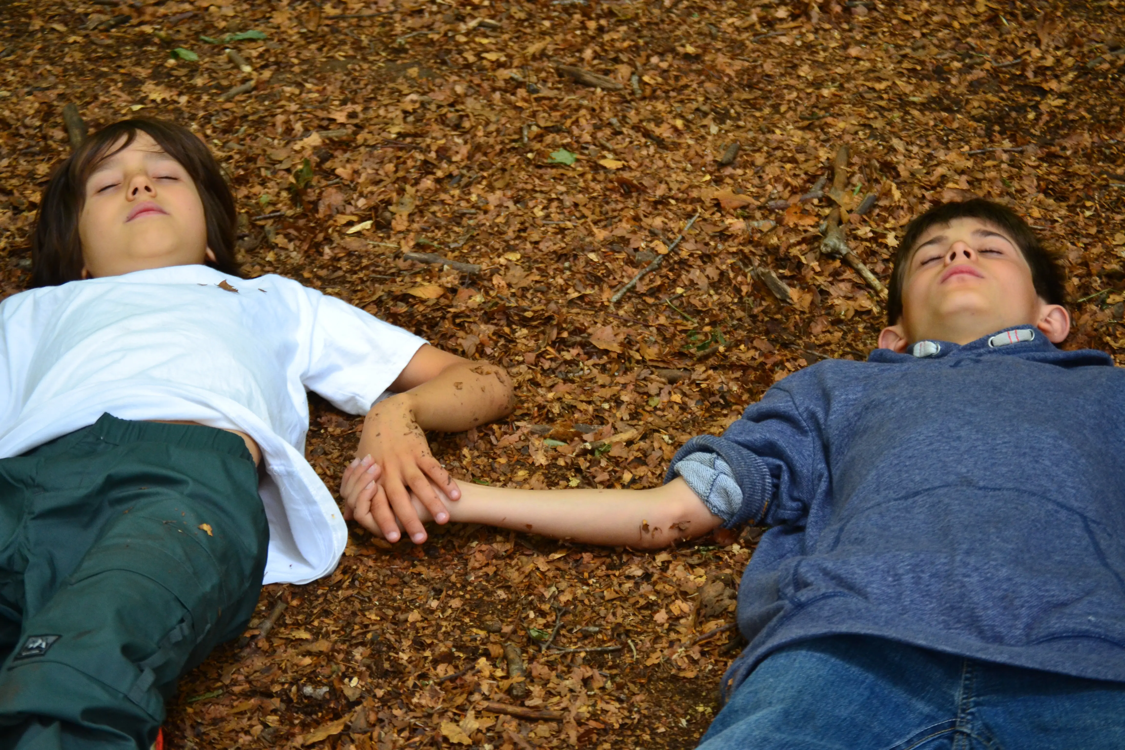 Andrea Modesti, istruttore di survival e bushcraft, esperto in campi avventura per ragazzi e corsi di sopravvivenza outdoor