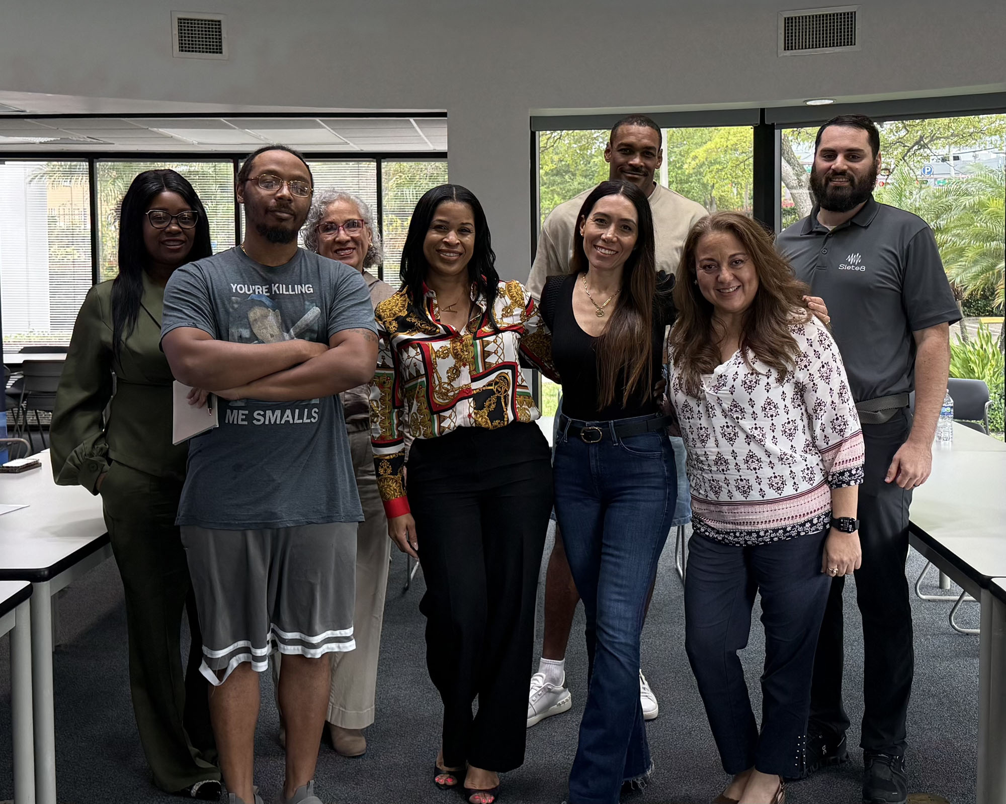 Alejandra Copeland and attendees during workshop