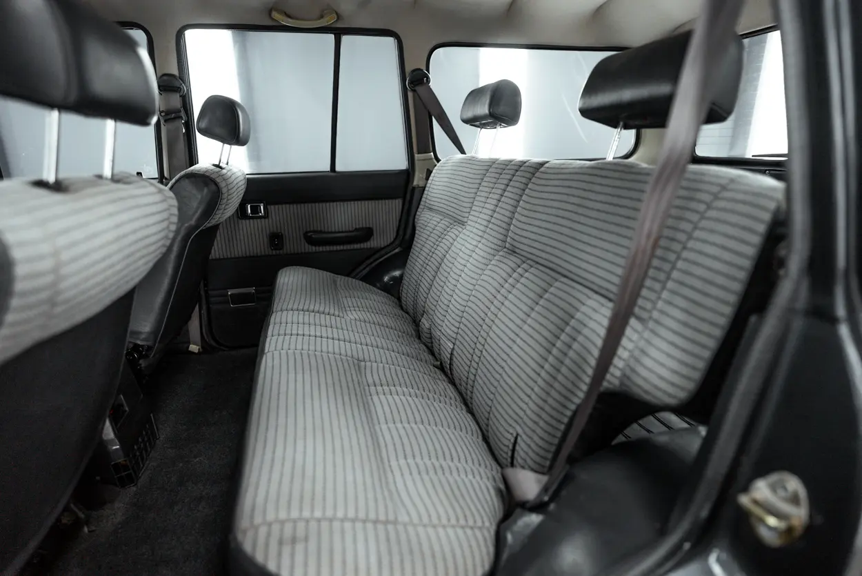 1989 Toyota Land Cruiser FJ62 photo 7