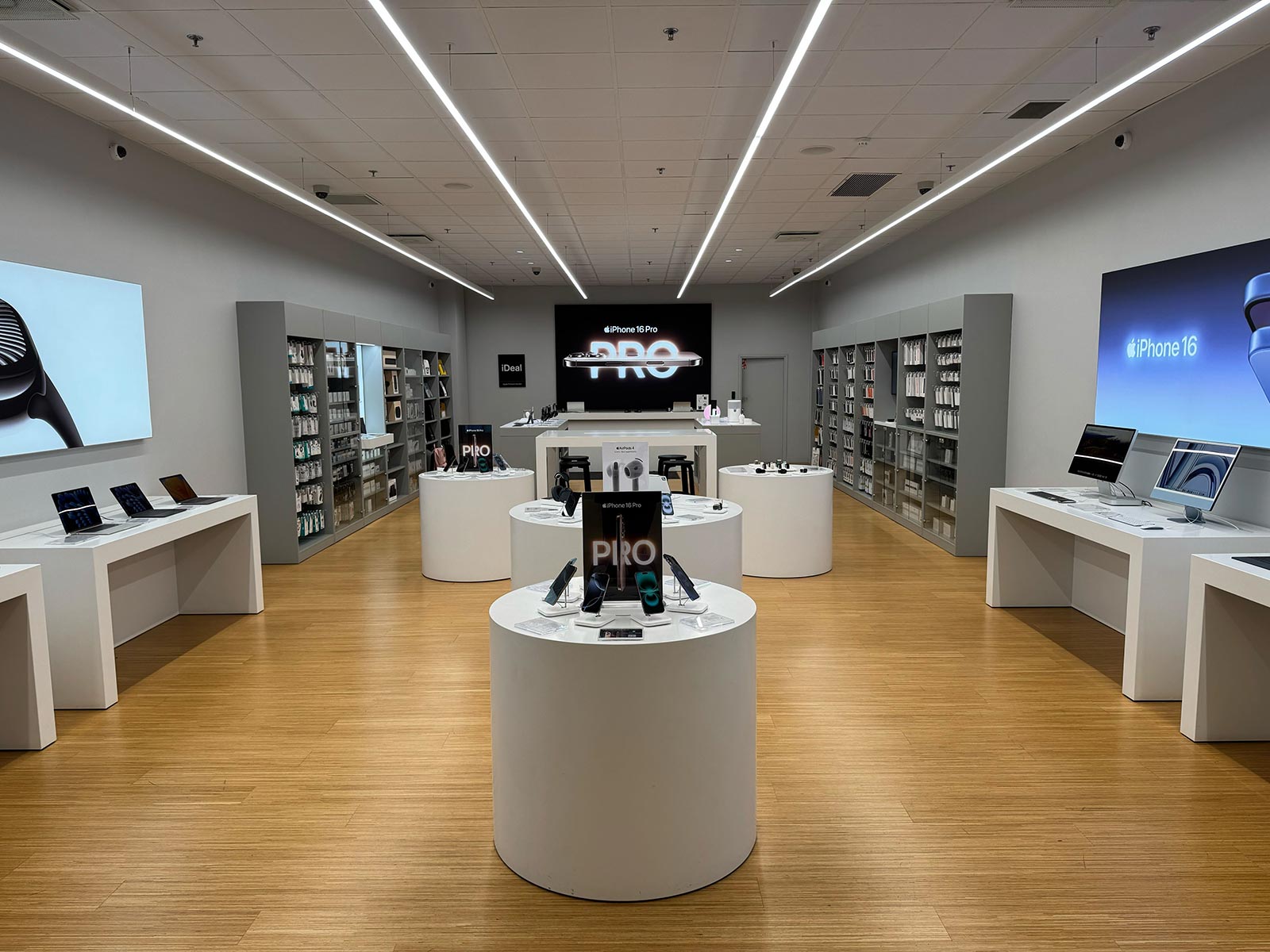 C&C Kristiine Shopping Centre Tallinn - Apple Premium Reseller