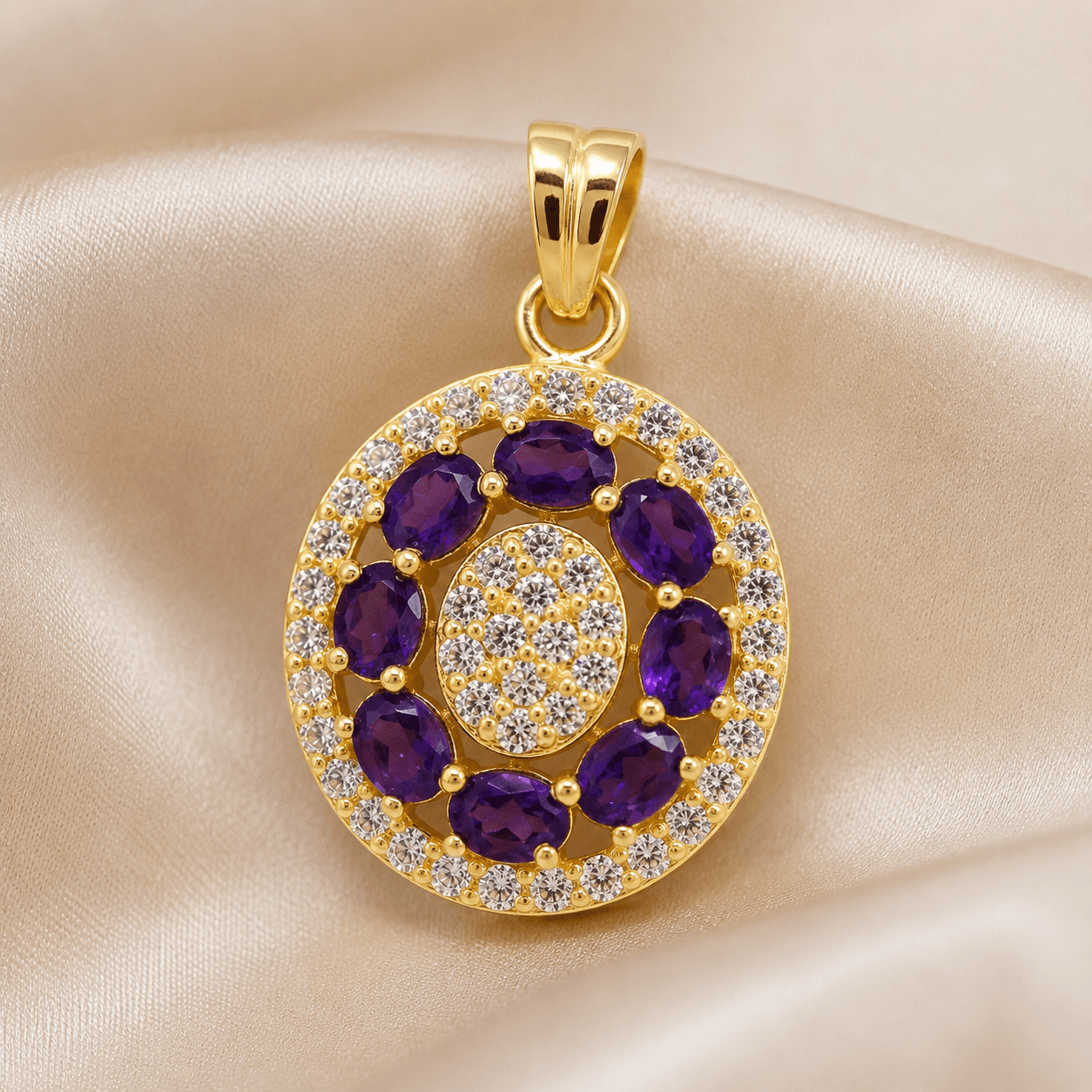 Grandeur Pendant
