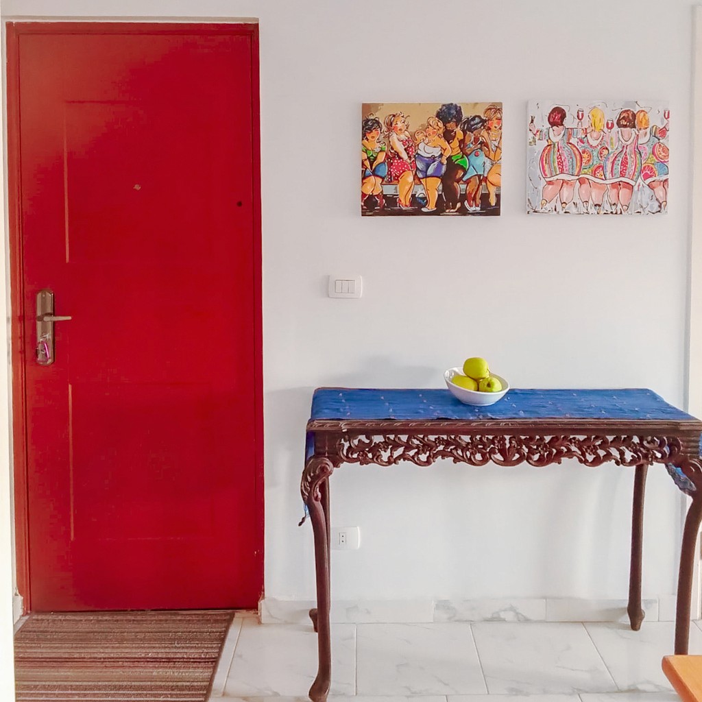 houses surrounded with plants