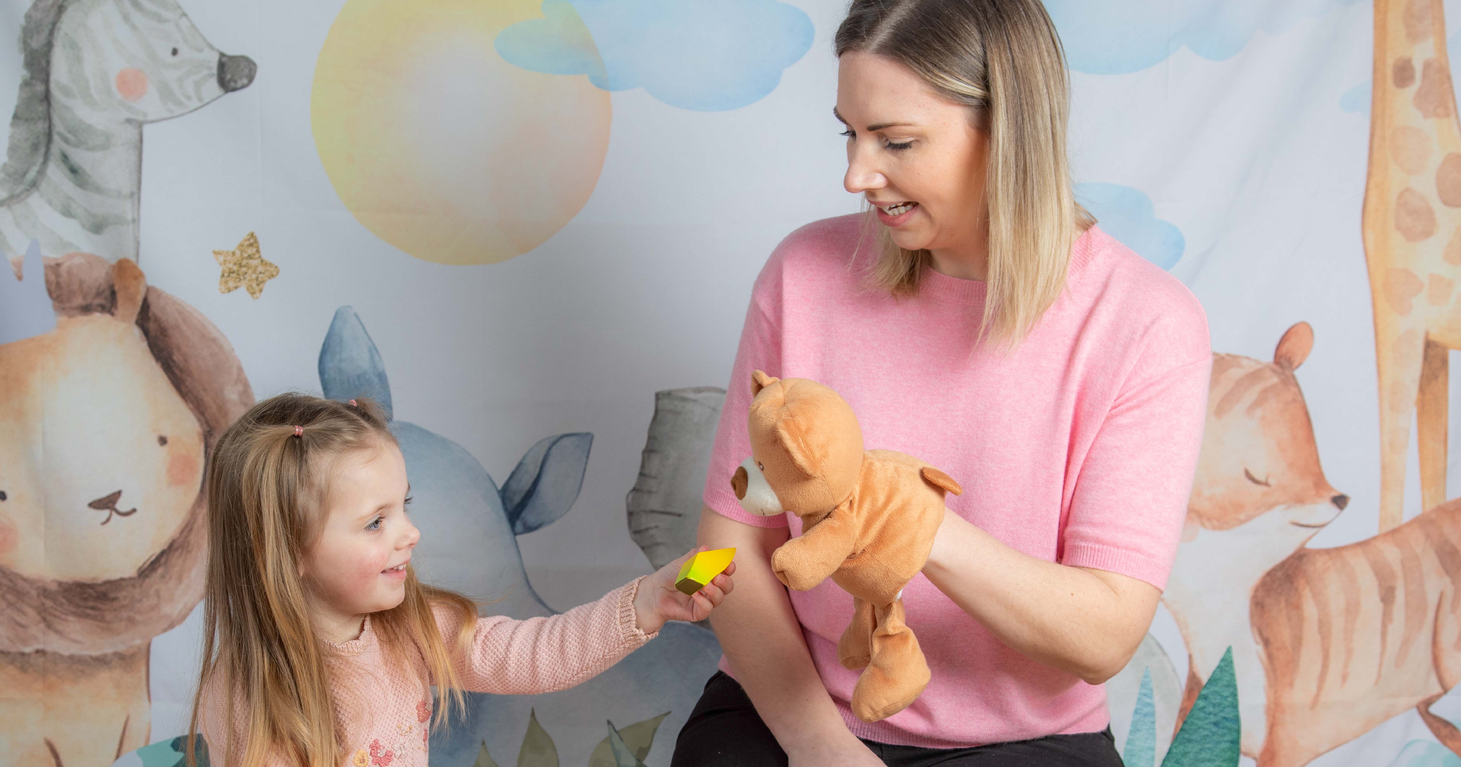 Dr. Zoe Roxburgh - Speech & Language Therapy Fife