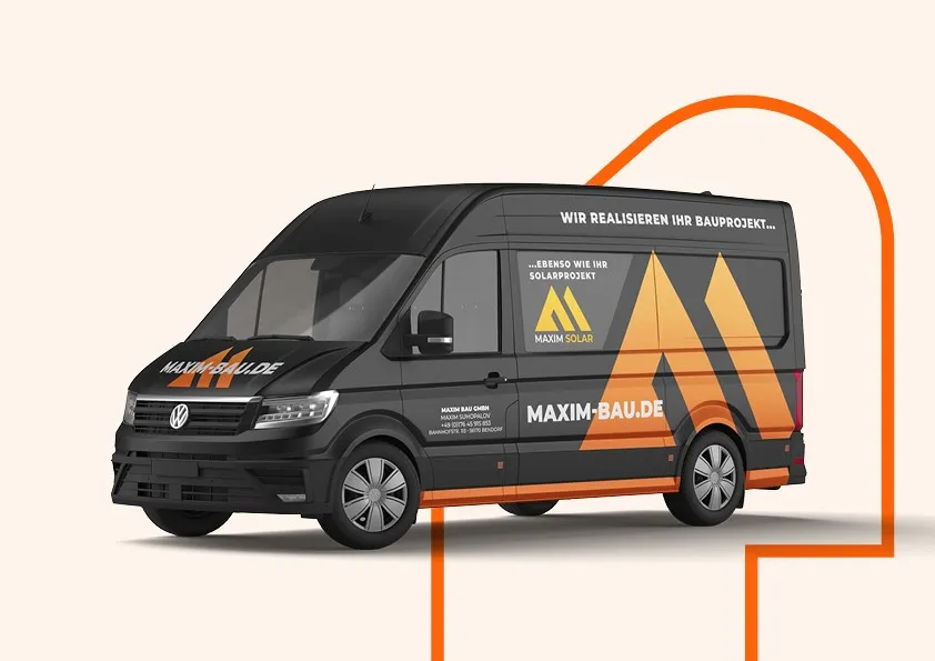 Design für Autofolierung Maxim Bau GmbH auf Transportfahrzeug