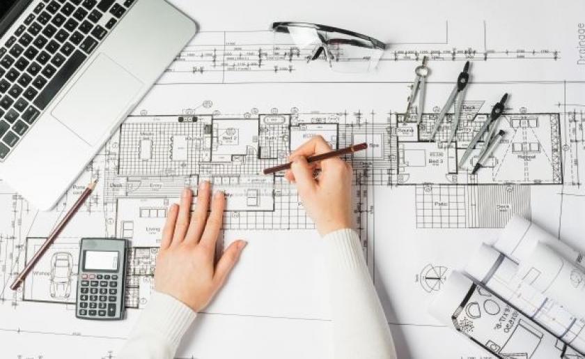 Arquitecto Diseñando