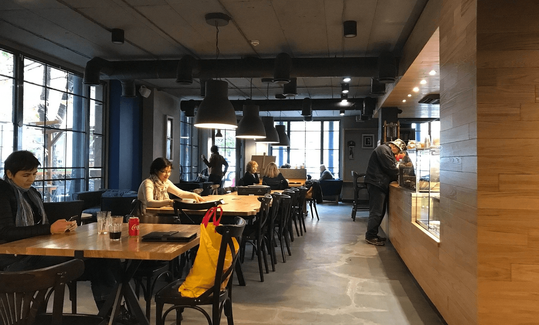 Barista Coffee & More coworking area