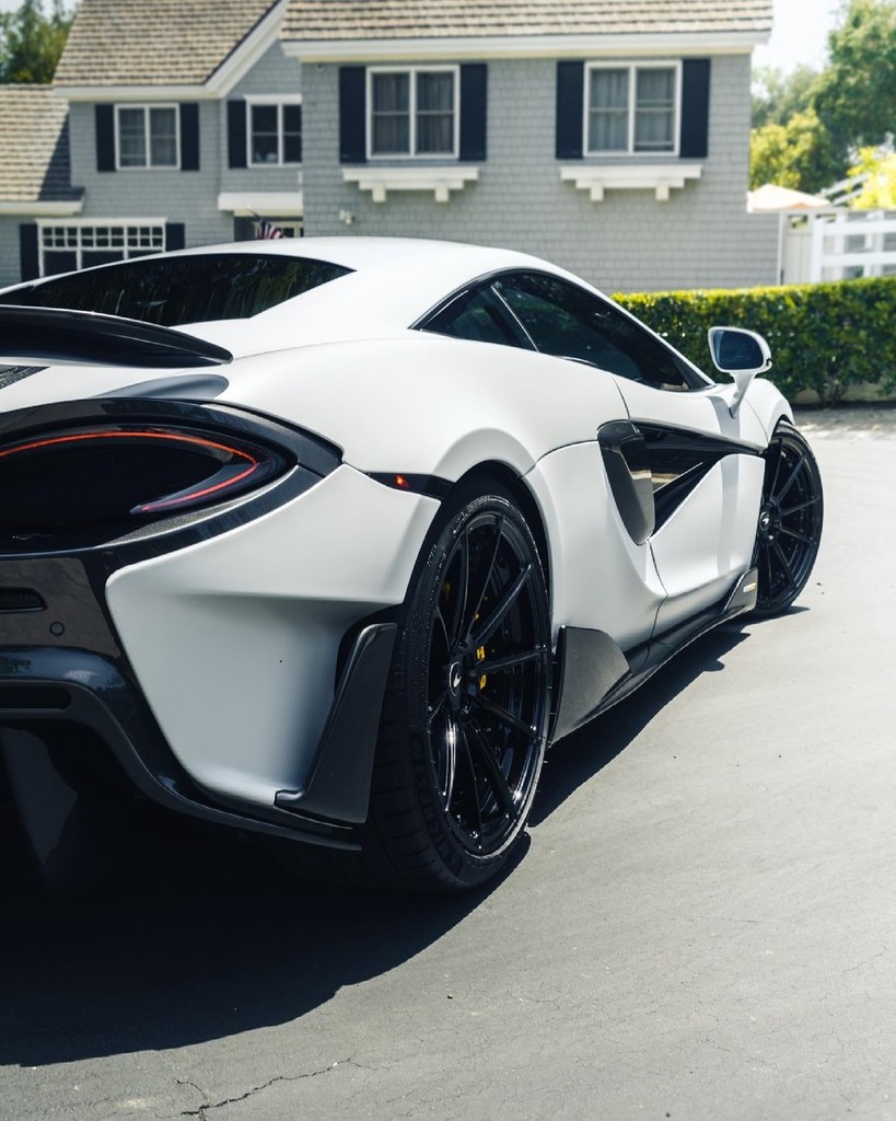 Photo of Mclaren 600LT