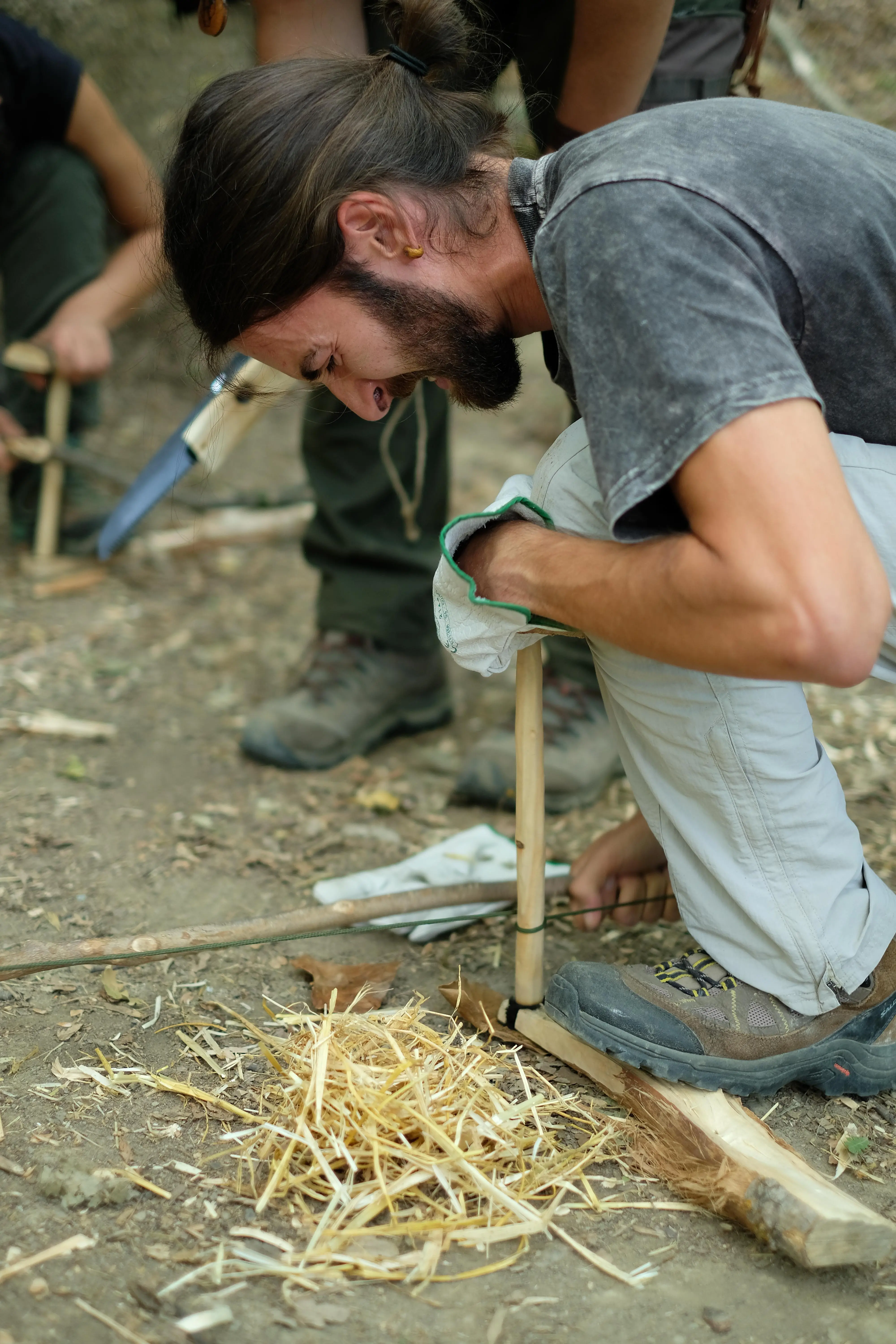 Andrea Modesti, istruttore di survival e bushcraft, esperto in campi avventura per ragazzi e corsi di sopravvivenza outdoor