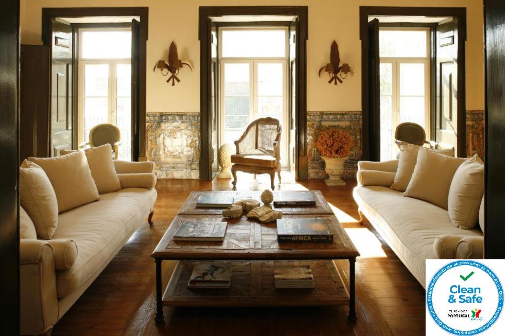 Palacio Ramalhete living room