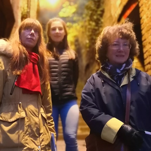 Разходка по стъпалата на замъка