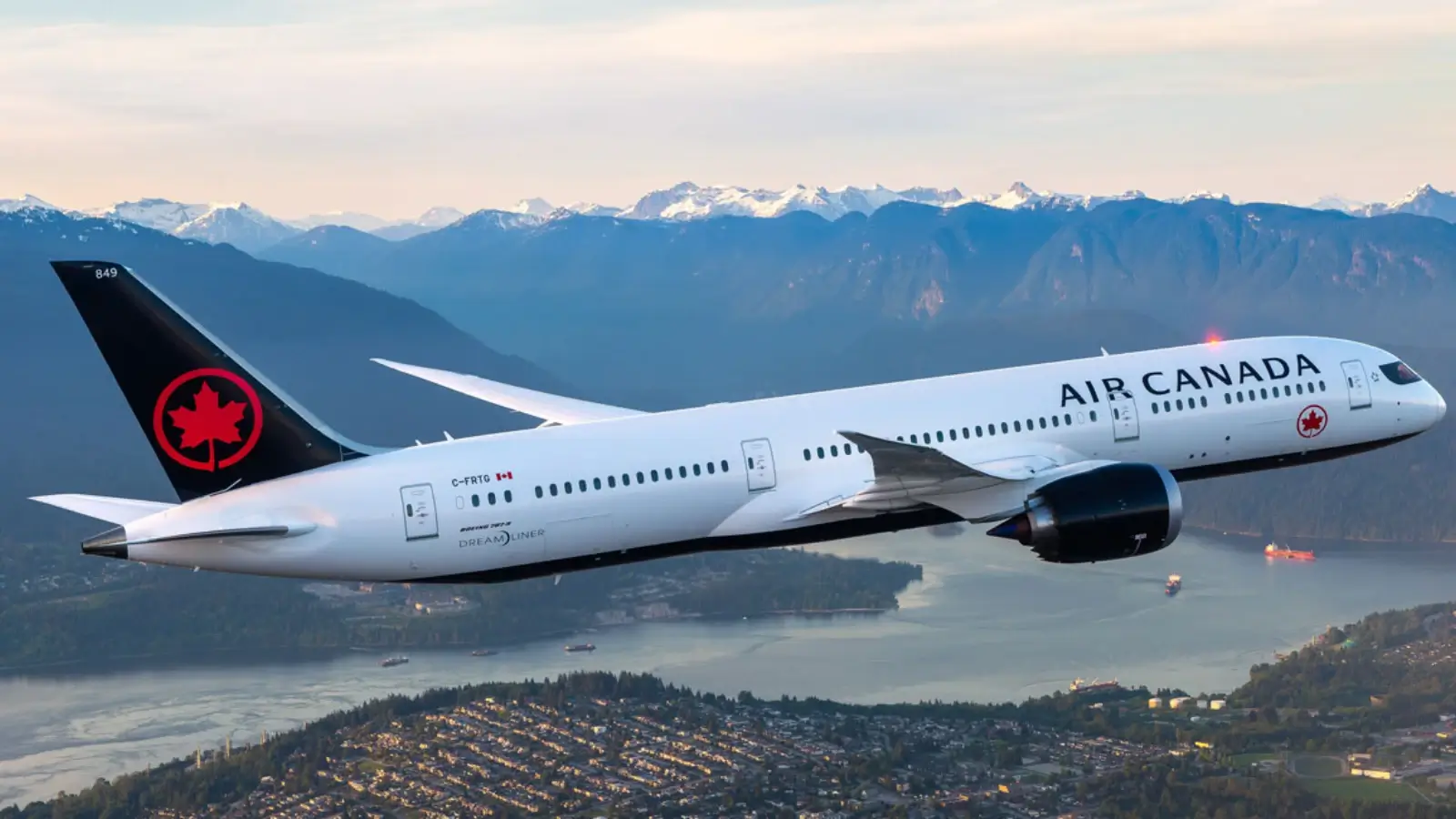 Airlines Flying from Delhi to Toronto&nbsp;