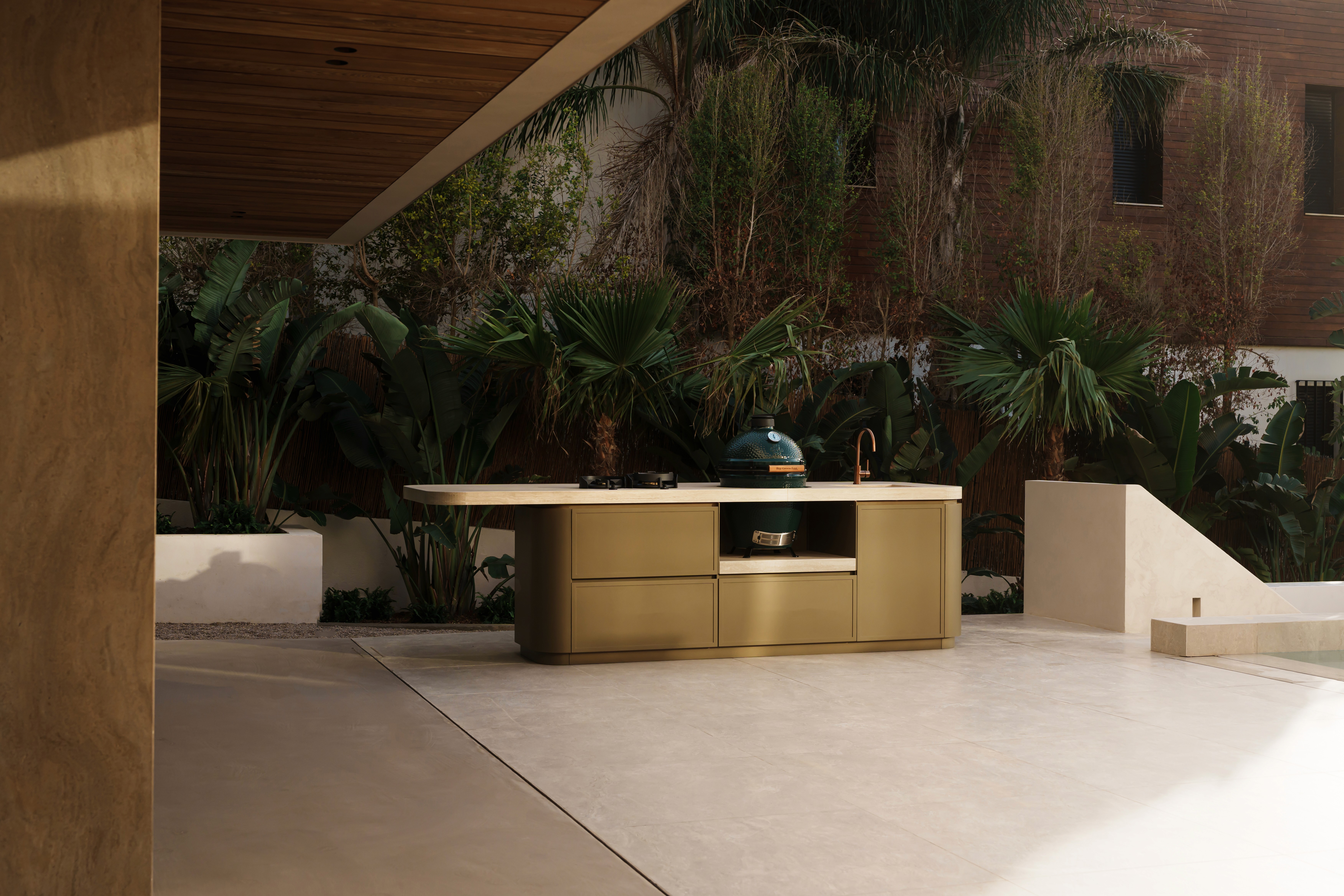 Lure Helmet hero image