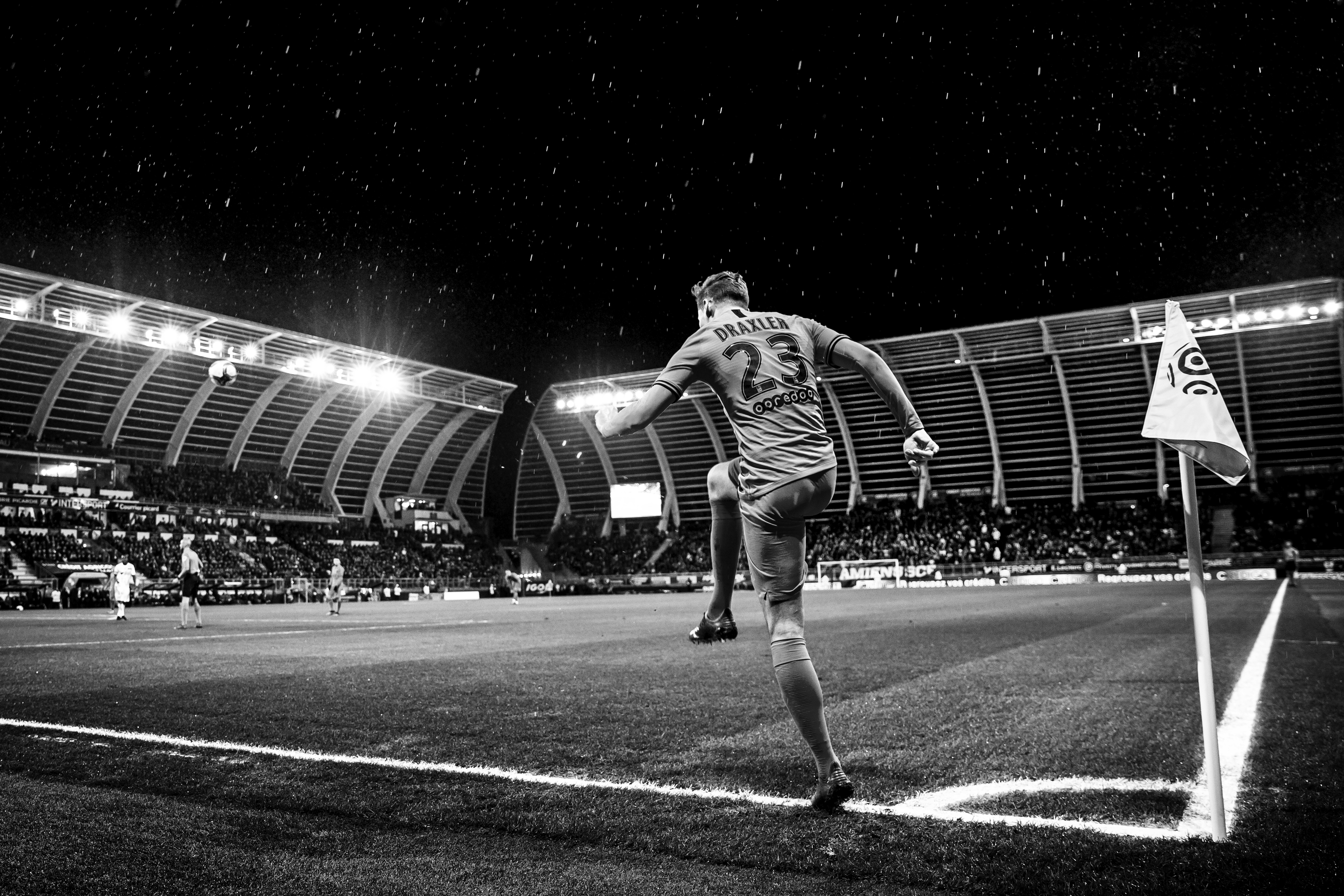 julian draxler corner