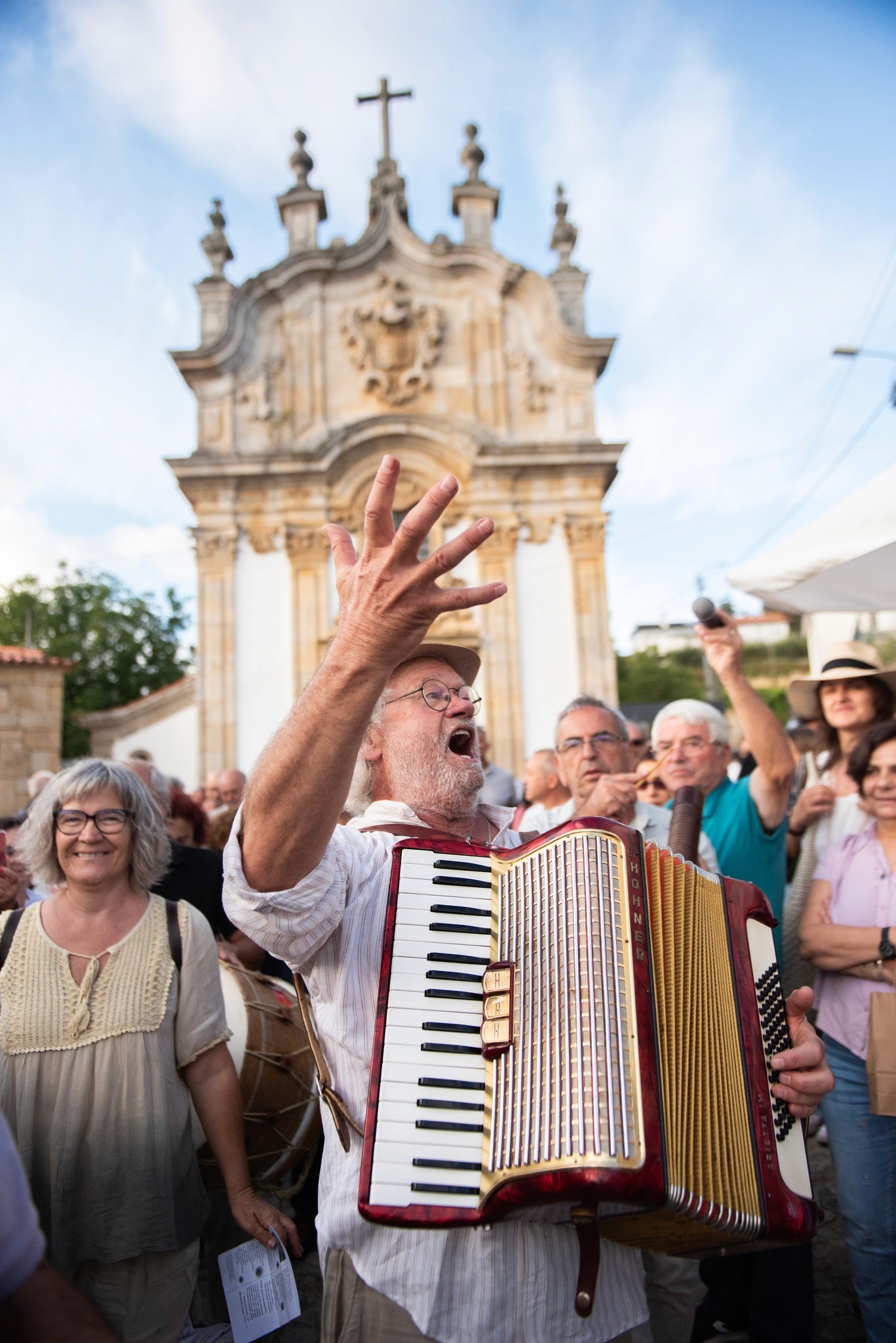 No photo description available.