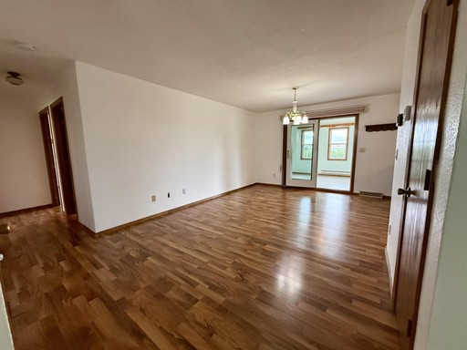 Photo 6 of 307 Benson Street, Cobb