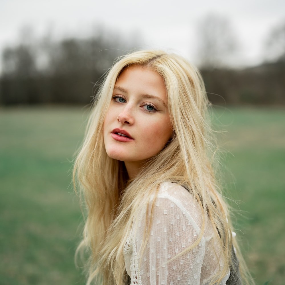 Persona Thumbnail - Lucy.