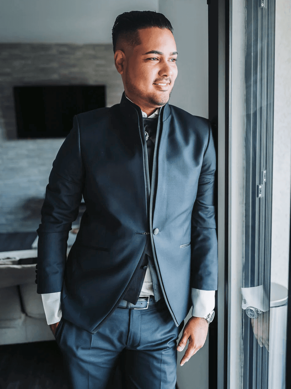 Détail du costume de marié sur mesure — Mariage Réunion | David Dijoux