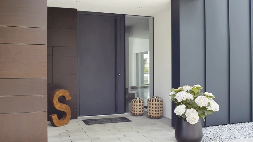 Moderne Eingangstür