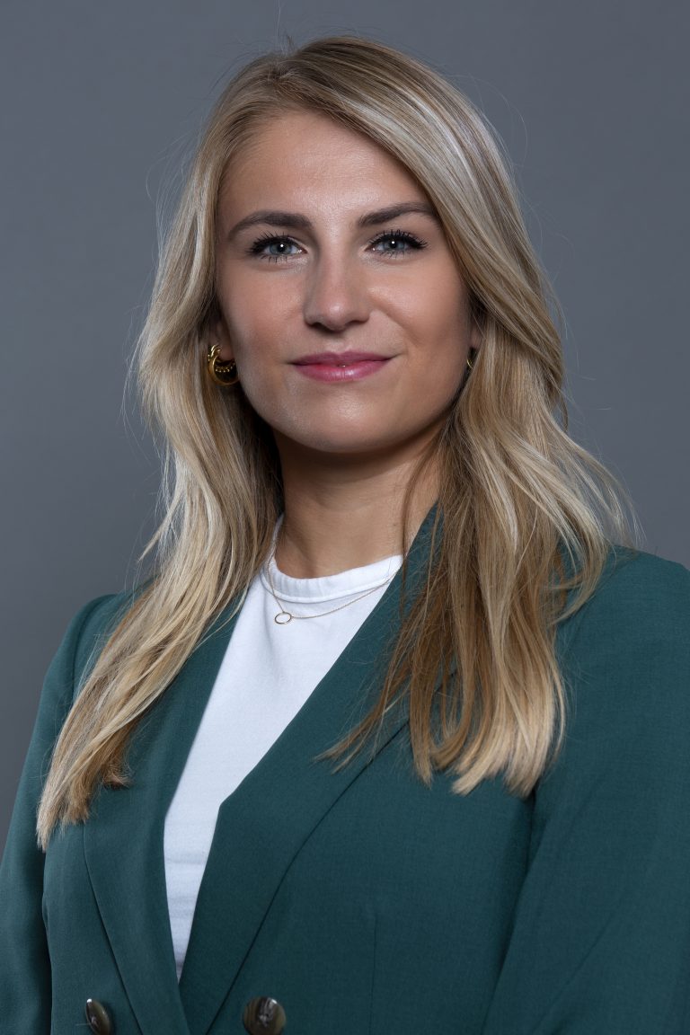 Liza Passer