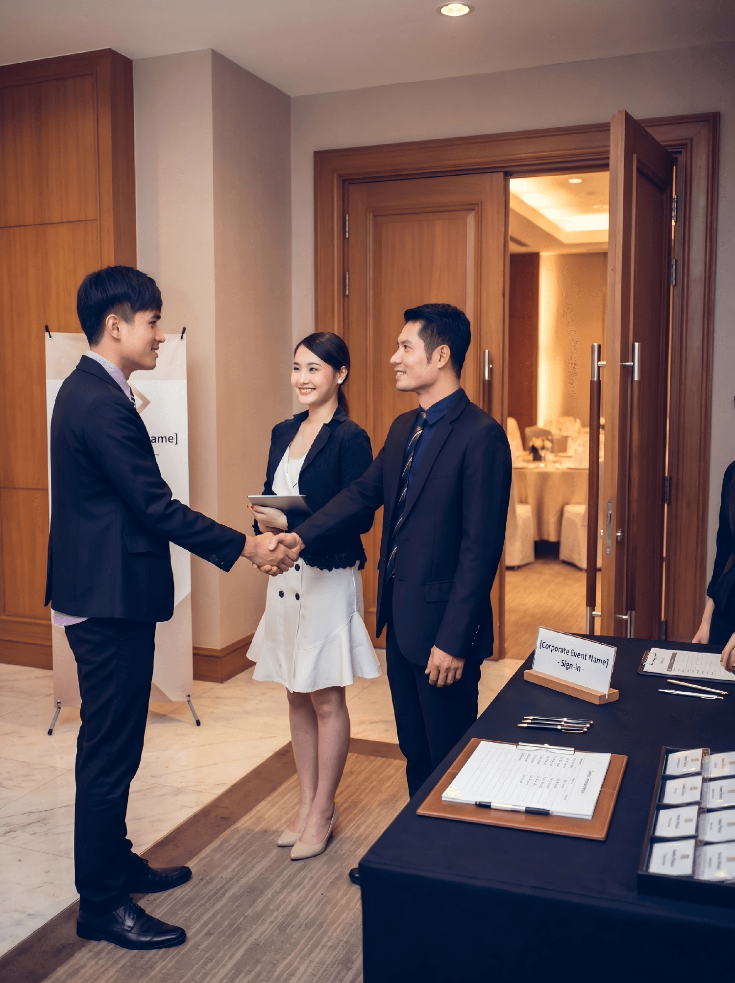 香港中國人合作夥伴會議精簡套餐小型商務會議場景 Hong Kong Chinese Partner Meeting Package