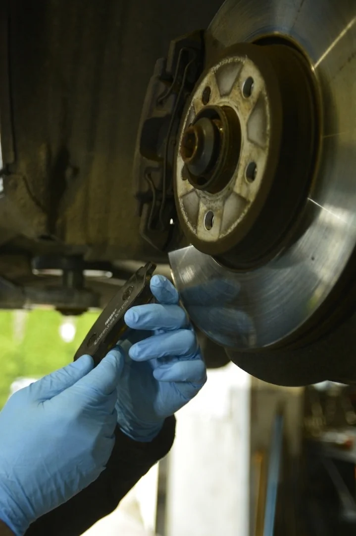 Miki Auto Serwis - Naprawa Zawieszenia | Diagnostyka Auta Poznań 