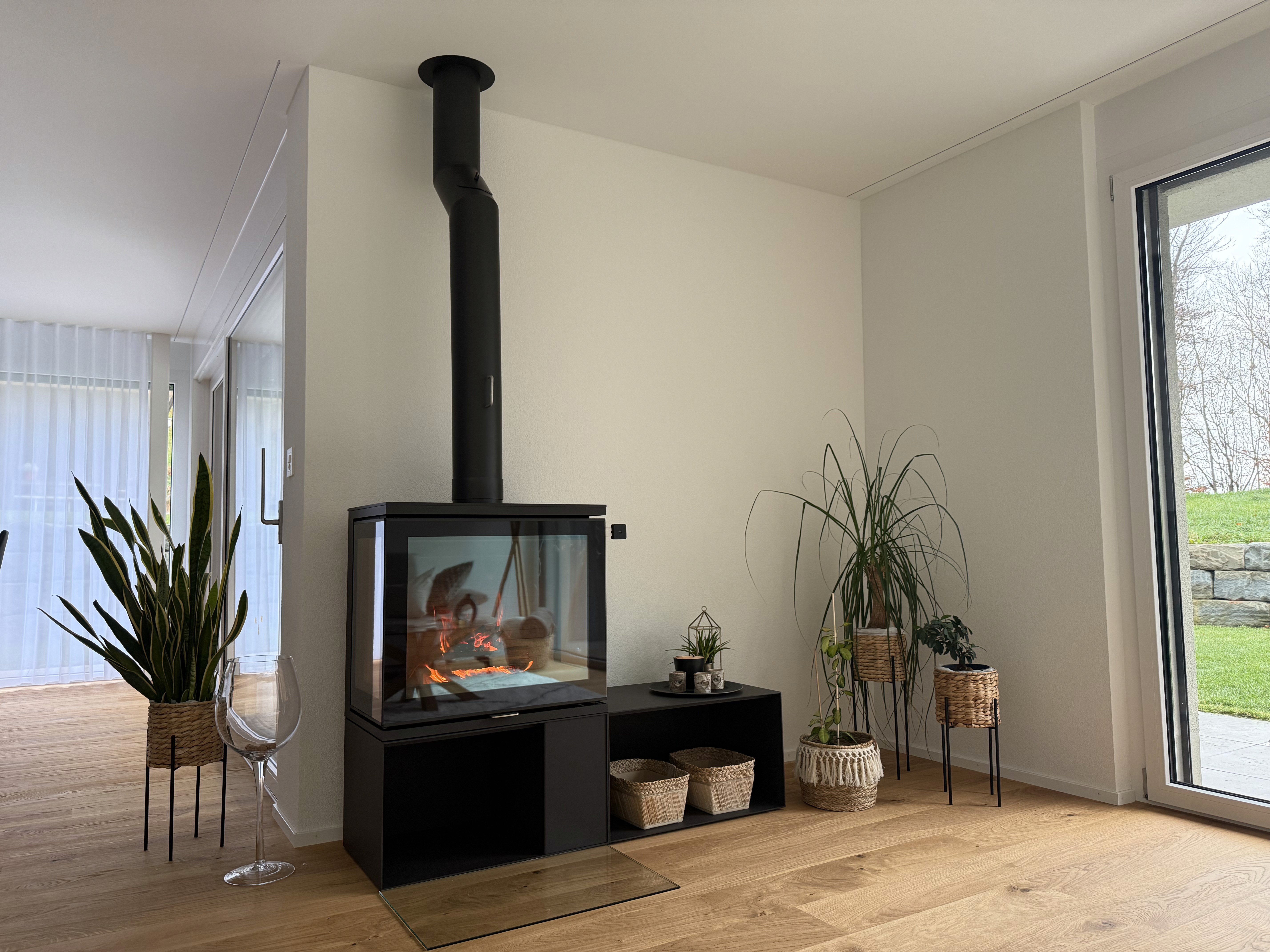 Cheminéeofen mit grosser Feuersicht