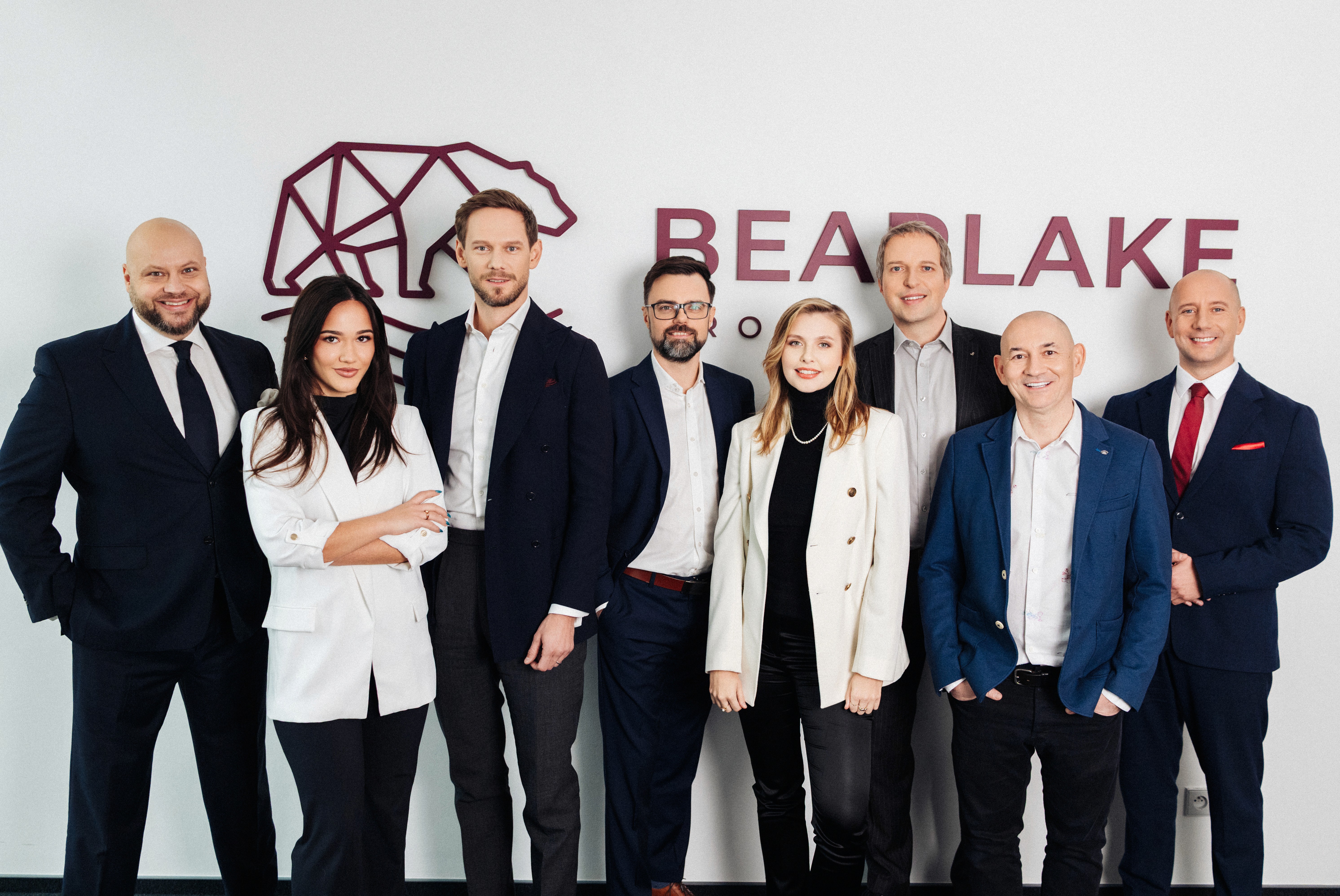 Zdjęcie grupowe pracowników bearlake