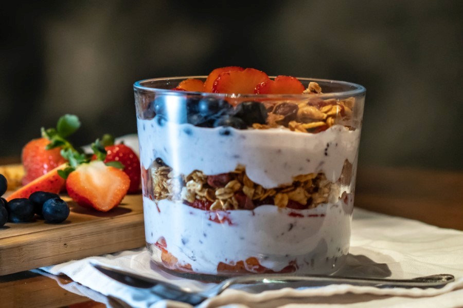 Yogurt greco con frutta secca