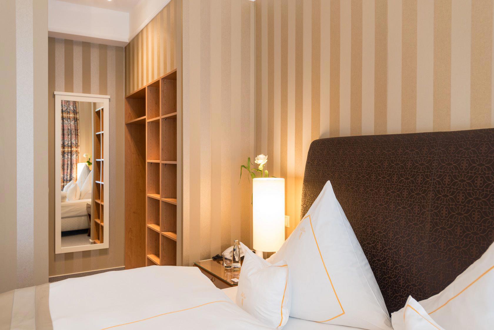 Junior Suite mit Balkon zur Ahrseite