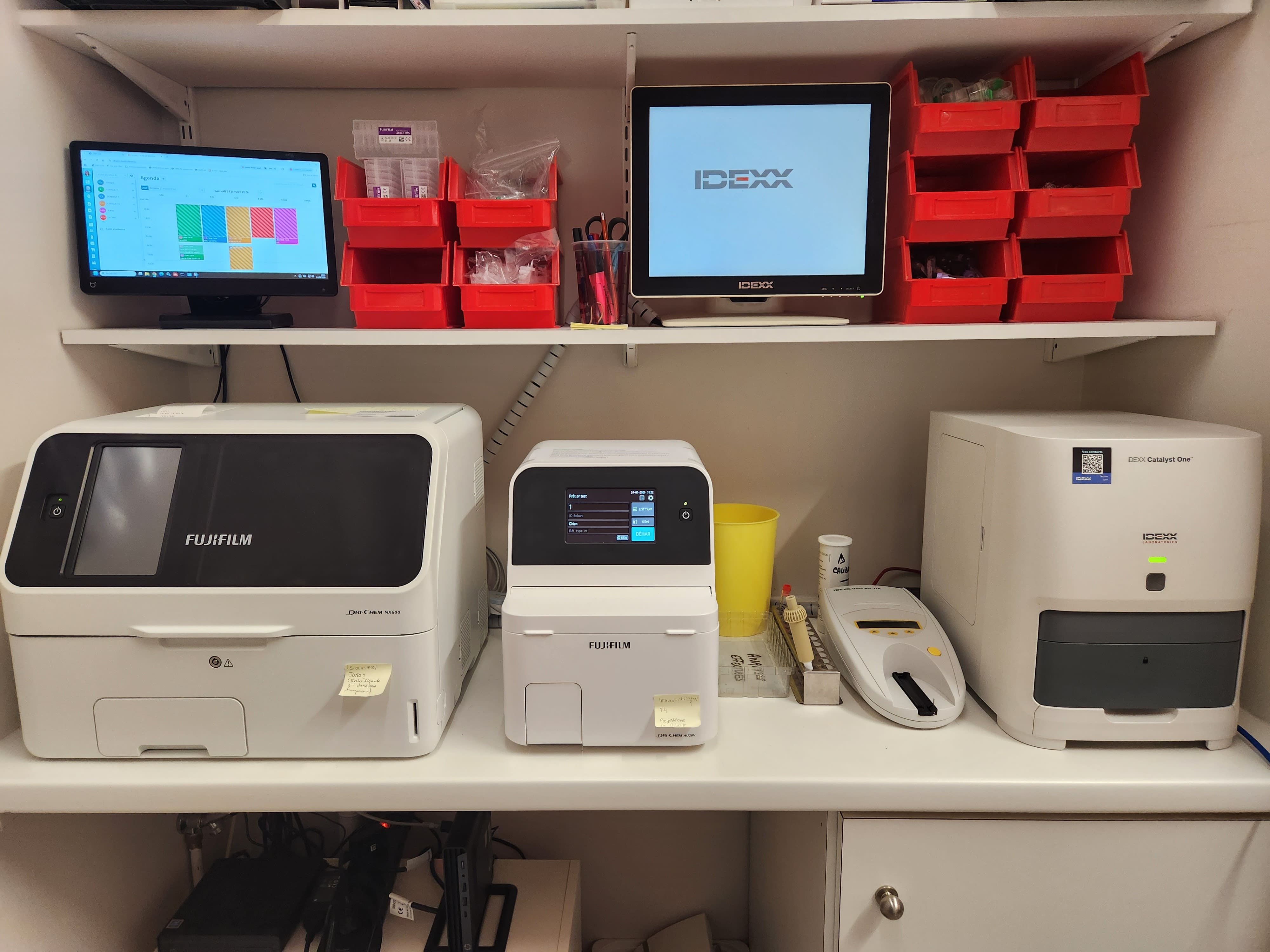 Analyseurs biochimiques