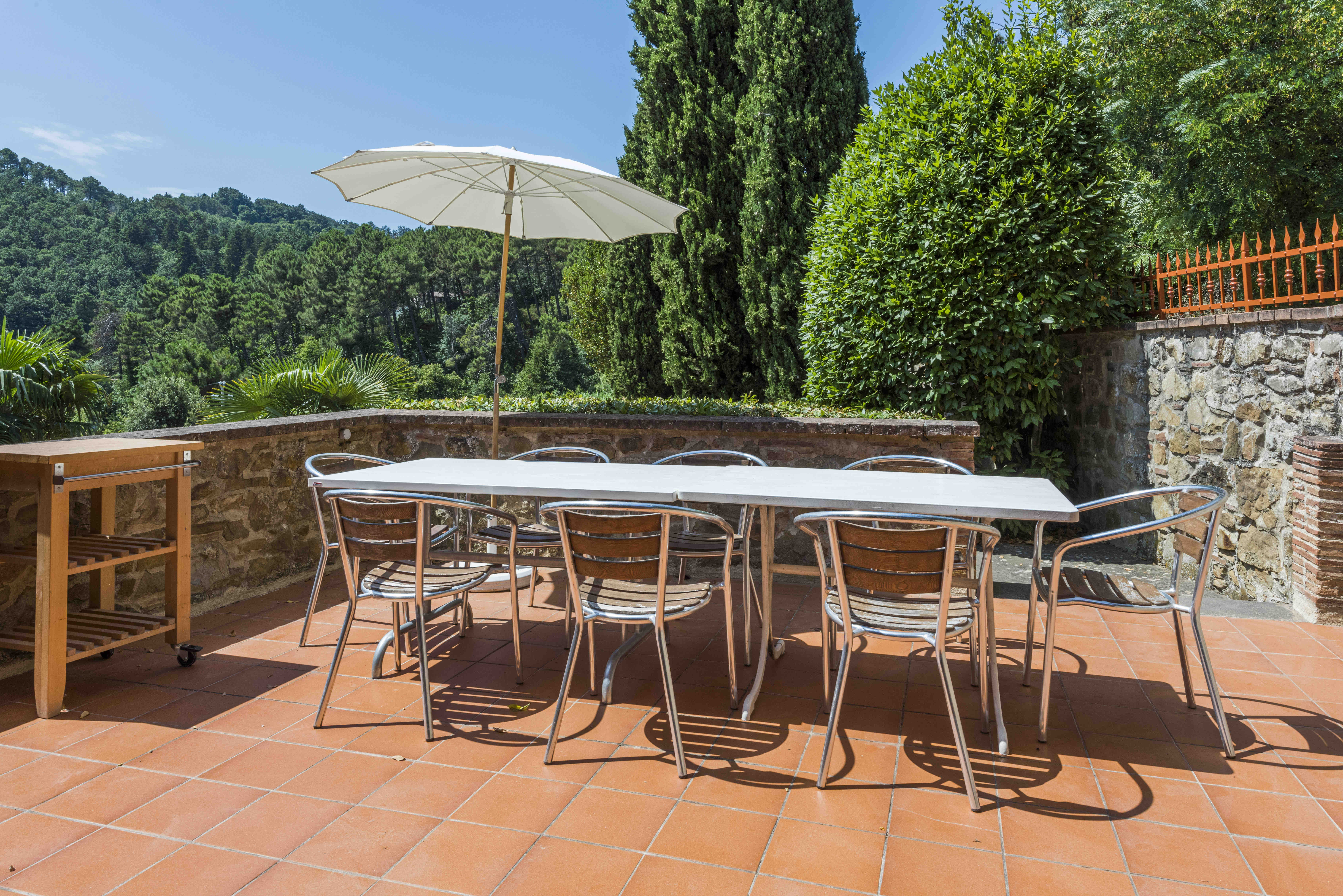 Luxury minimal chair