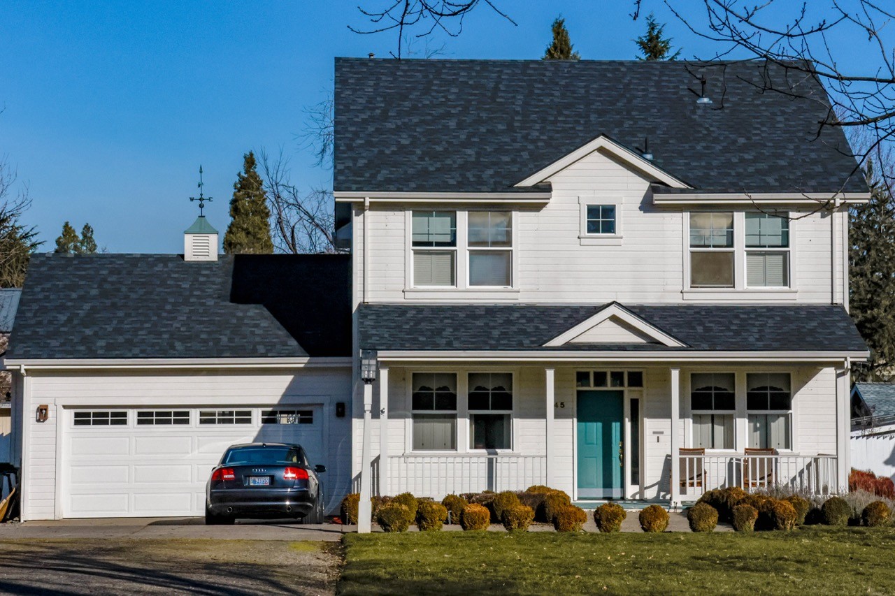 Exterior photograph 6